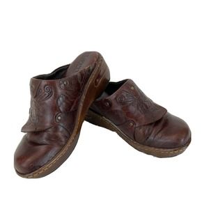 Born Women’s Sz 7 Embossed Floral Brown Leather Clog Mules Slip On Shoes W82055